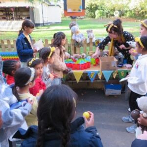 Students in a cake sale